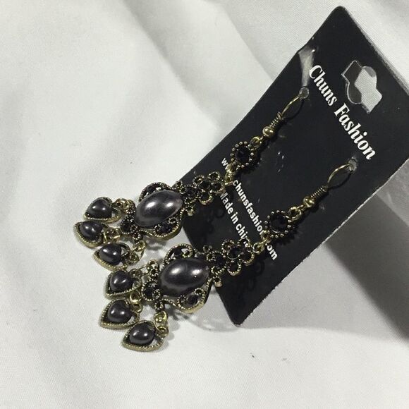 Antique Style Fashion Earrings (UC3) - Picture 2 of 6